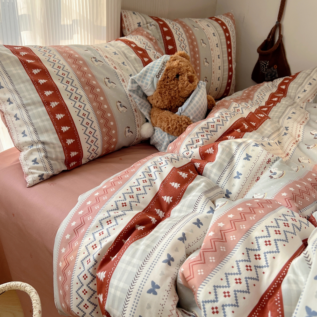 91家纺网 家纺一手货源 找家纺 XIWEN-希文家纺 2026春夏新款40支全棉13372卡通四件套 冰岛小马