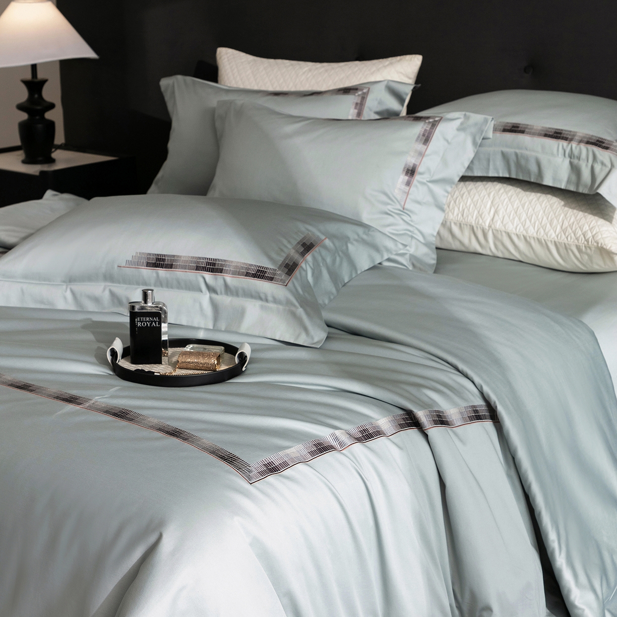 91家纺网 家纺一手货源 找家纺 时亿家居 2026新款100支全棉纯棉绣花四件套-至简逸品系列 逸品-蓝