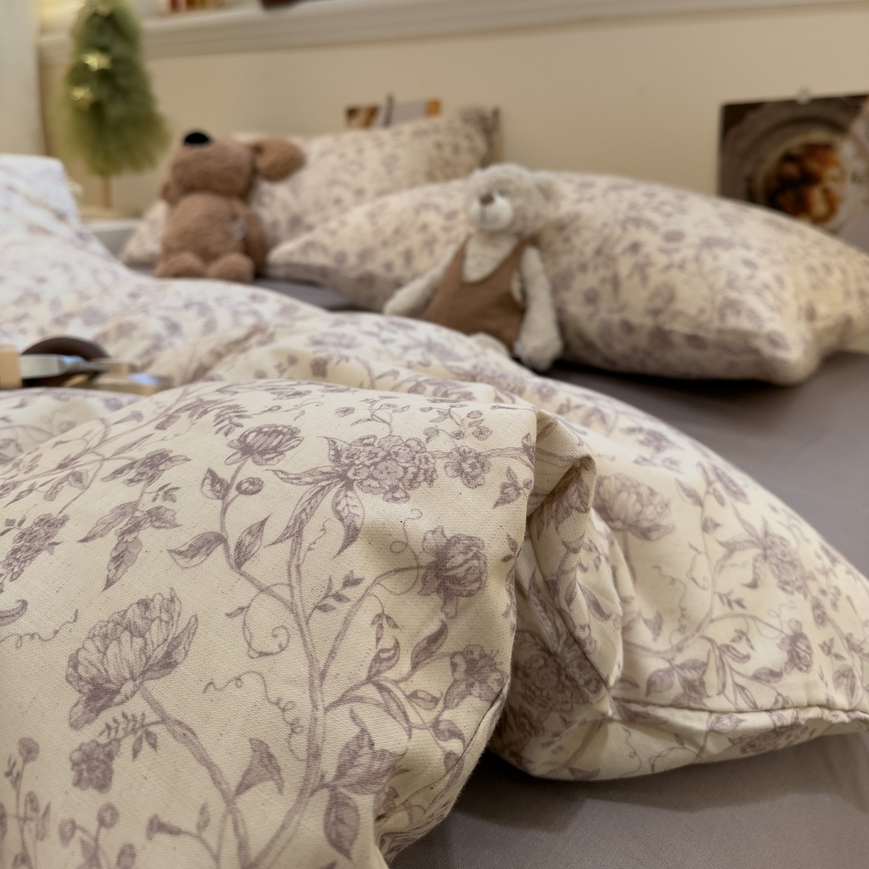 91家纺网 家纺一手货源 找家纺 珺柔家纺 2026新款亲肤舒适棉麻印花四件套 春风里