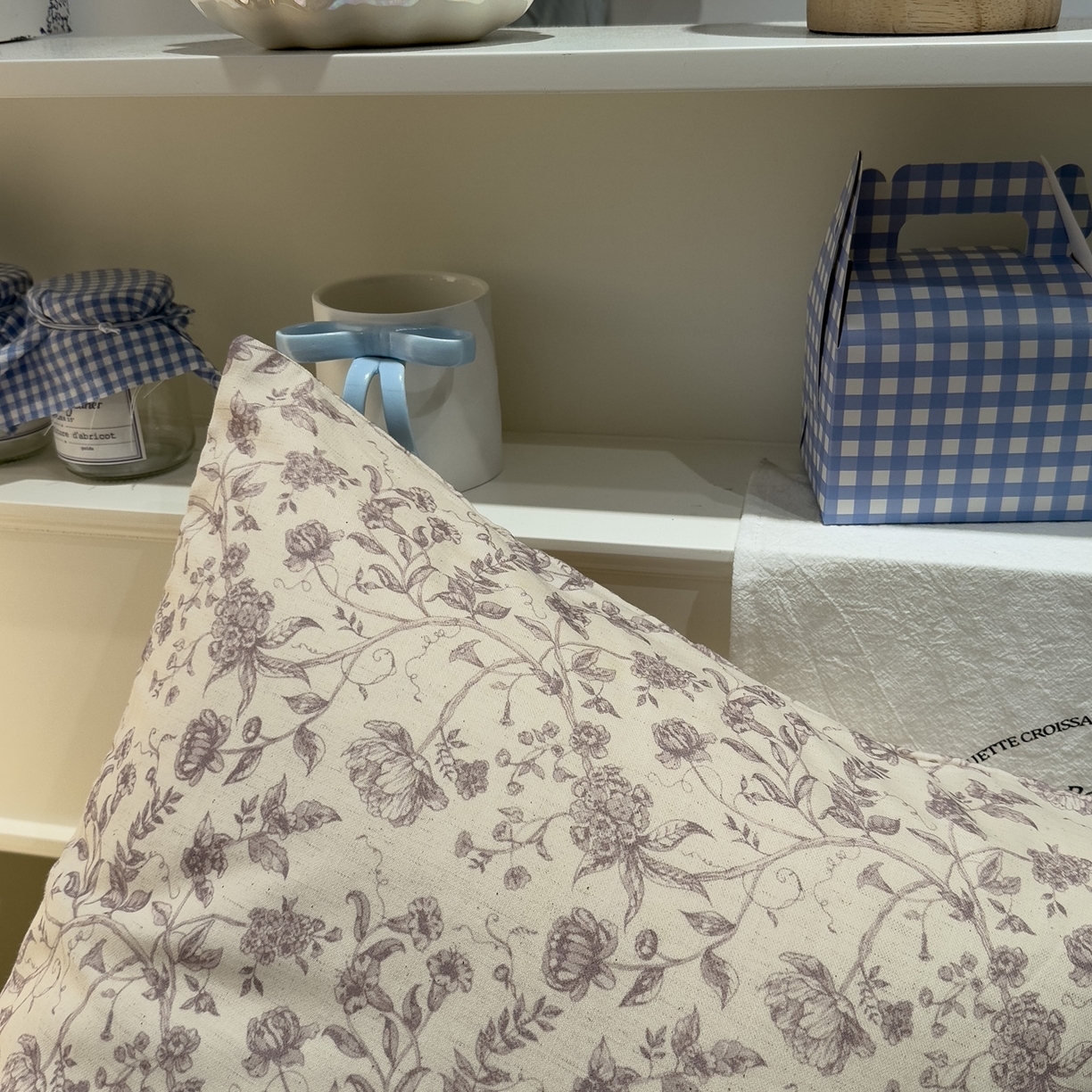 91家纺网 家纺一手货源 找家纺 珺柔家纺 2026新款亲肤舒适棉麻印花四件套 春风里