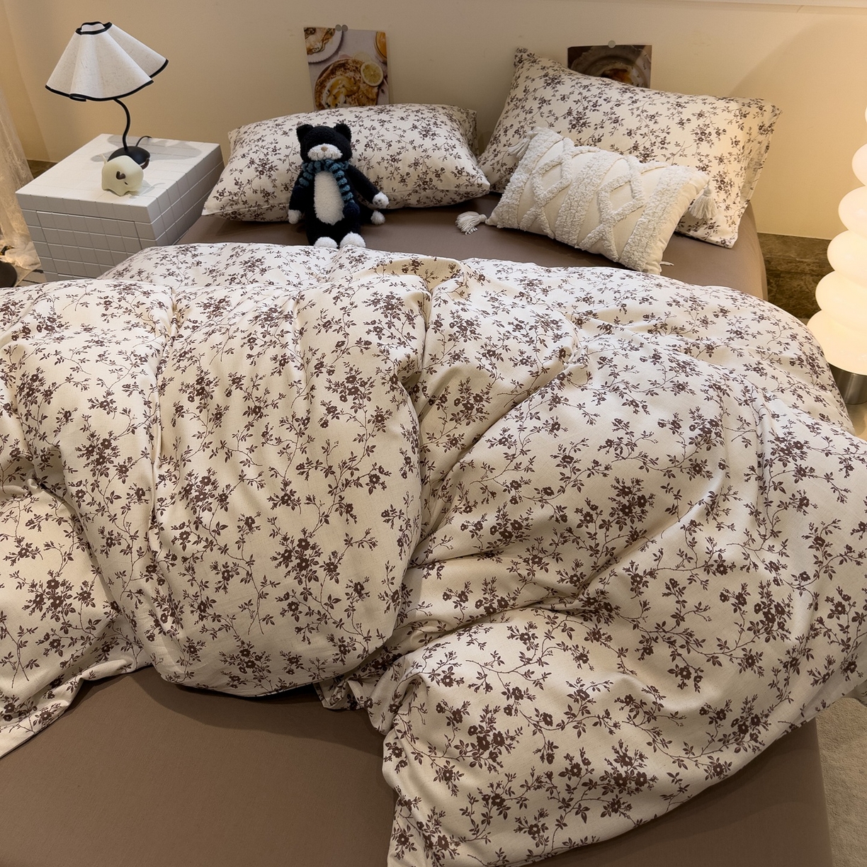 91家纺网 家纺一手货源 找家纺 珺柔家纺 2026新款亲肤舒适棉麻印花四件套 好运连连