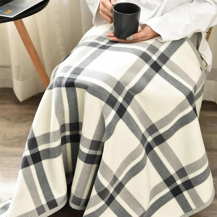 91家纺网 家纺一手货源 找家纺 安琪家纺 2026新款跨境电商爆款多功能可穿披肩盖毯办公室午休毯牛奶绒礼品毯毛毯毯子 灰白格