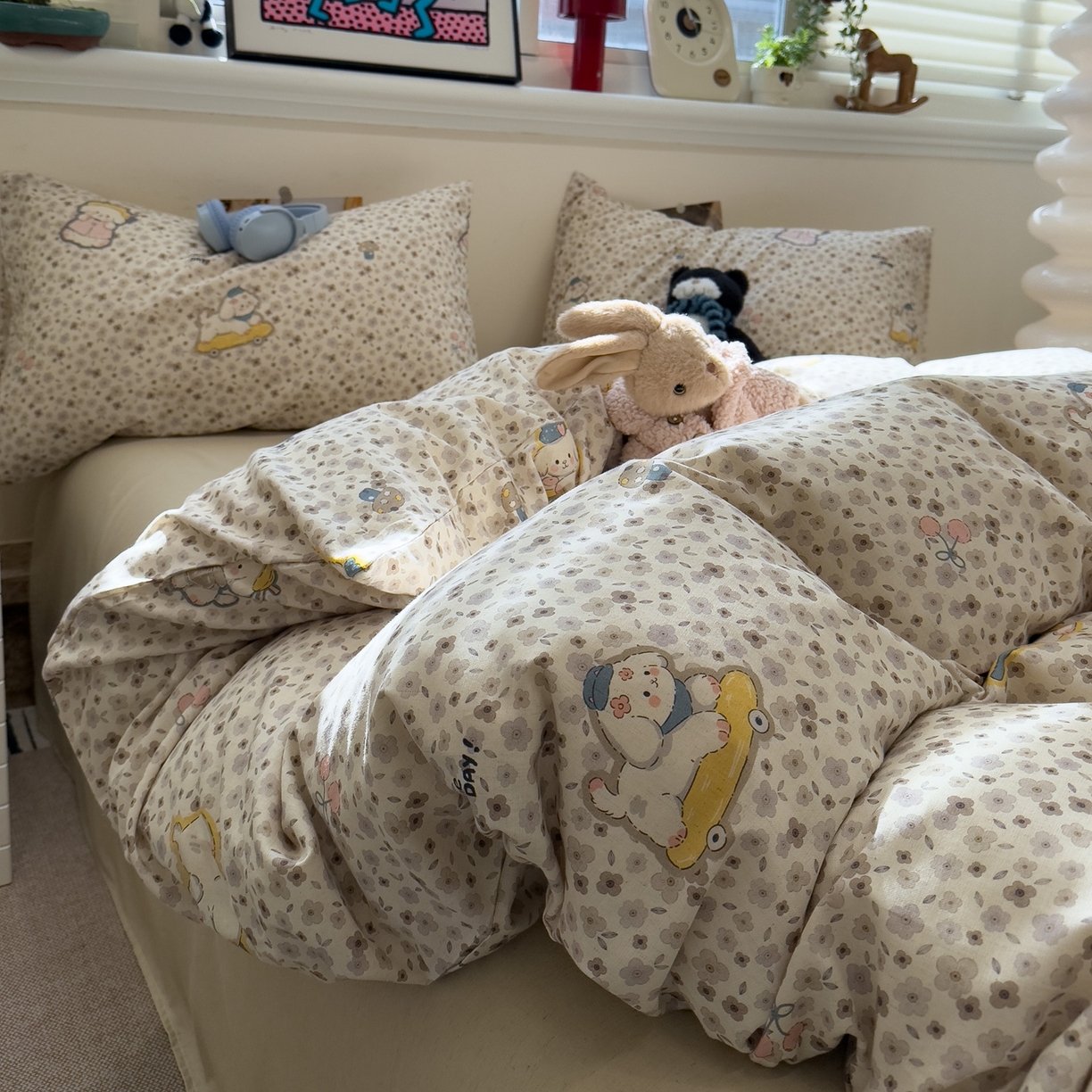 91家纺网 家纺一手货源 找家纺 珺柔家纺 2026新款亲肤舒适棉麻印花四件套 滑板小狗