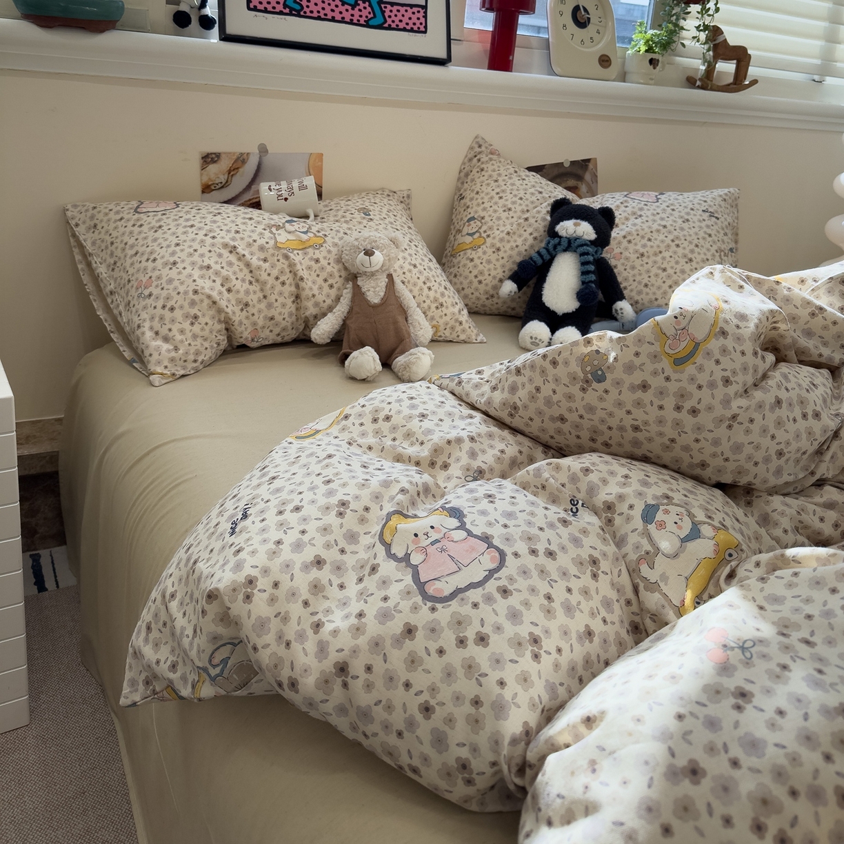 91家纺网 家纺一手货源 找家纺 珺柔家纺 2026新款亲肤舒适棉麻印花四件套 滑板小狗