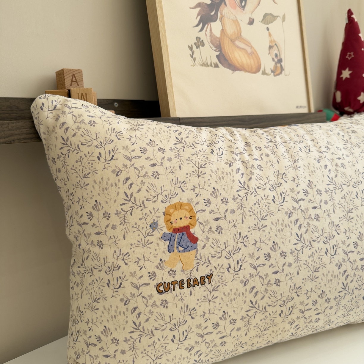 91家纺网 家纺一手货源 找家纺 珺柔家纺 2026新款亲肤舒适棉麻印花四件套 小狮子