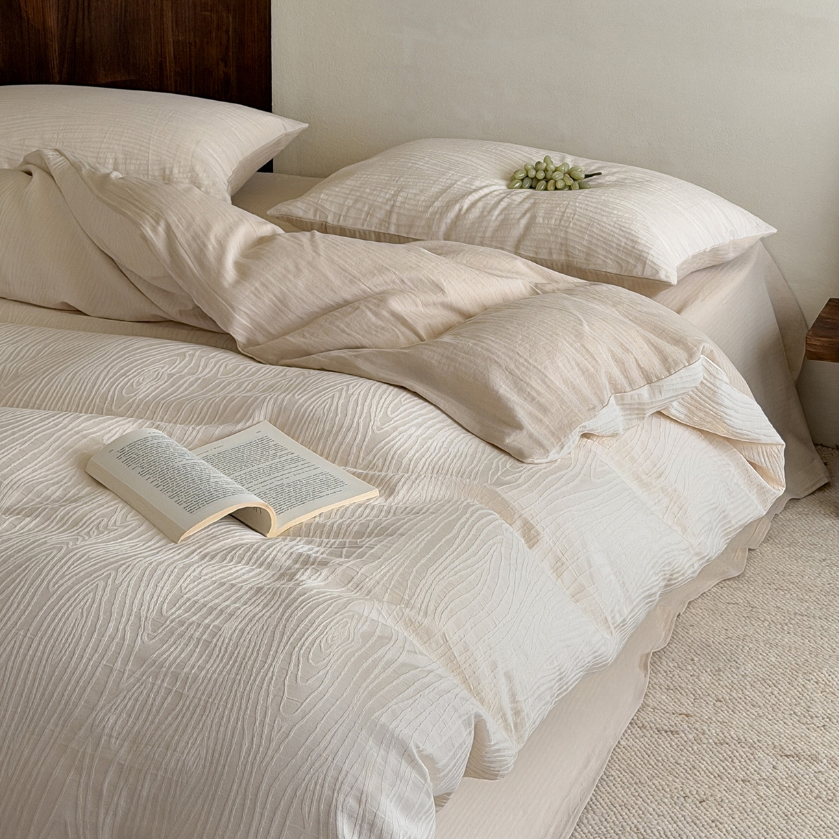 91家纺网 家纺一手货源 找家纺 静家居-简约原创家纺 2026新款奶油叱咤风60s全棉纯棉厚织提花四件套轻屿 轻屿-暖沙