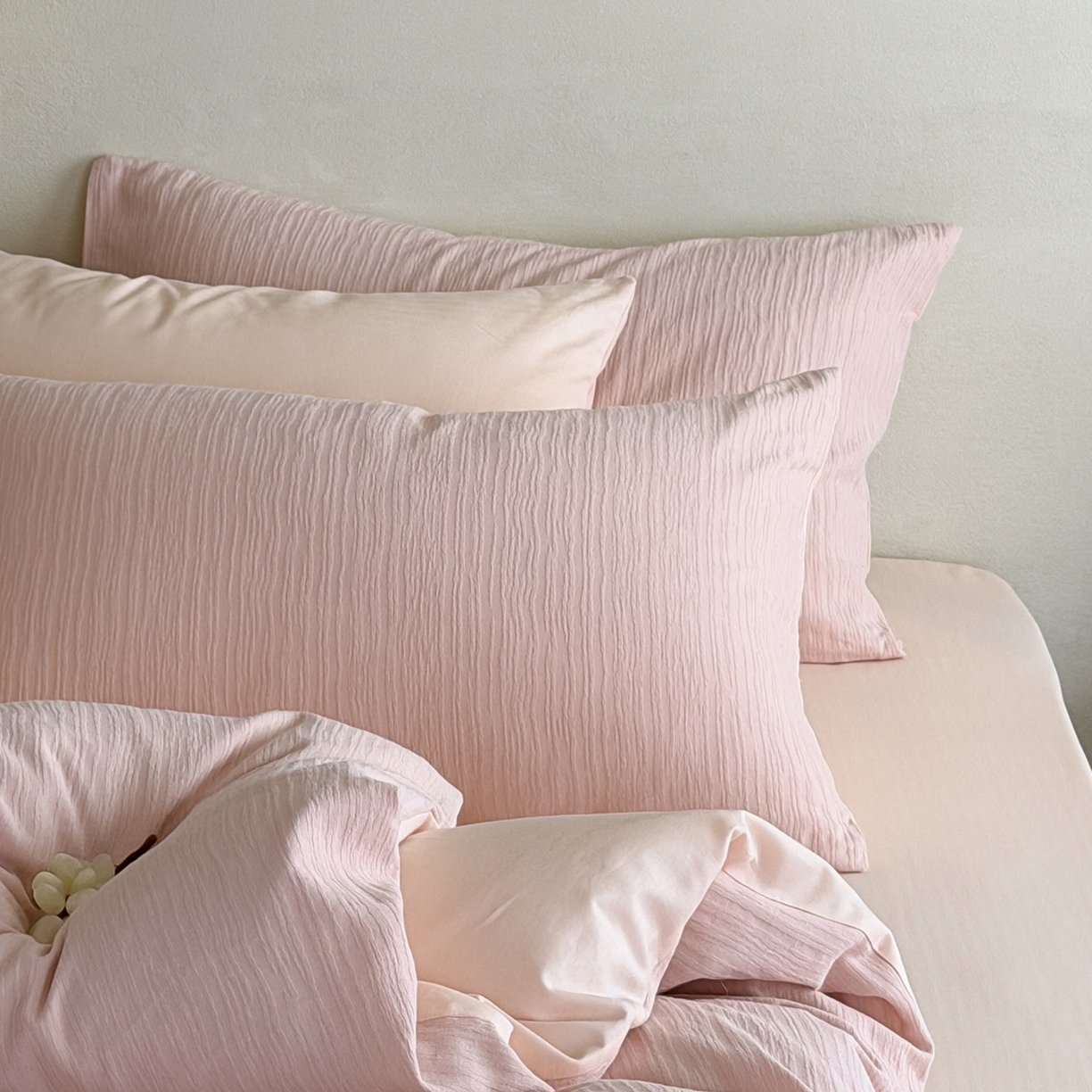 91家纺网 家纺一手货源 找家纺 静家居-简约原创家纺 2026新款奶油叱咤风60s全棉纯棉厚织提花四件套轻屿 轻屿-柔樱