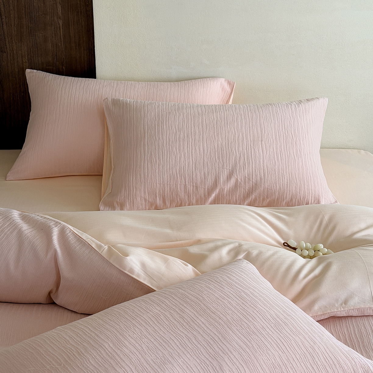 91家纺网 家纺一手货源 找家纺 静家居-简约原创家纺 2026新款奶油叱咤风60s全棉纯棉厚织提花四件套轻屿 轻屿-柔樱