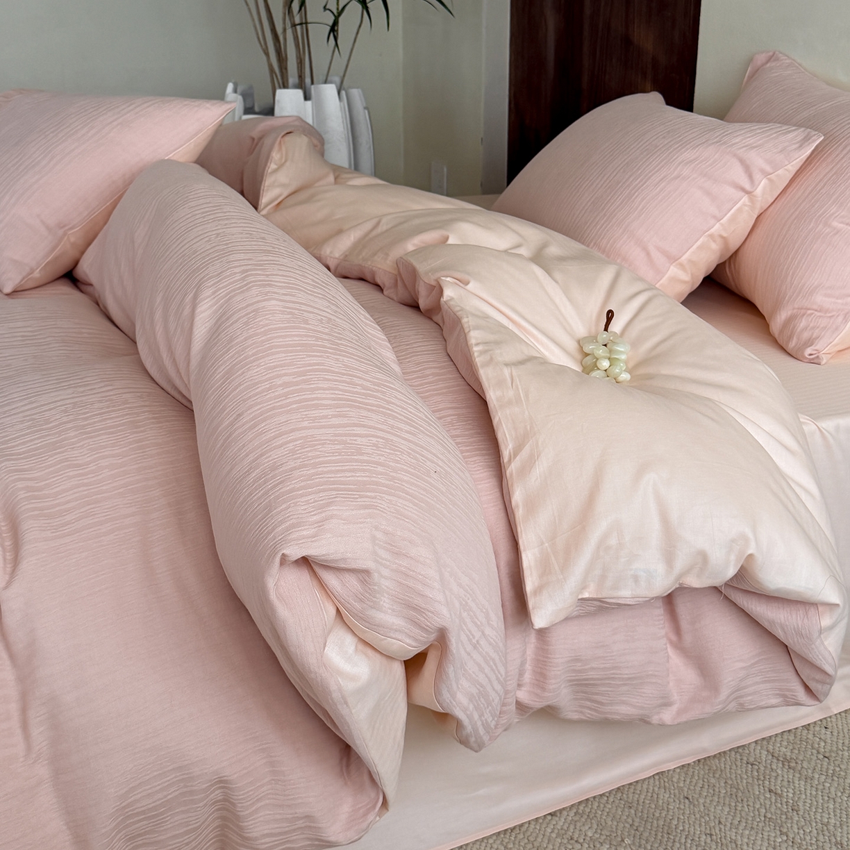 91家纺网 家纺一手货源 找家纺 静家居-简约原创家纺 2026新款奶油叱咤风60s全棉纯棉厚织提花四件套轻屿 轻屿-柔樱