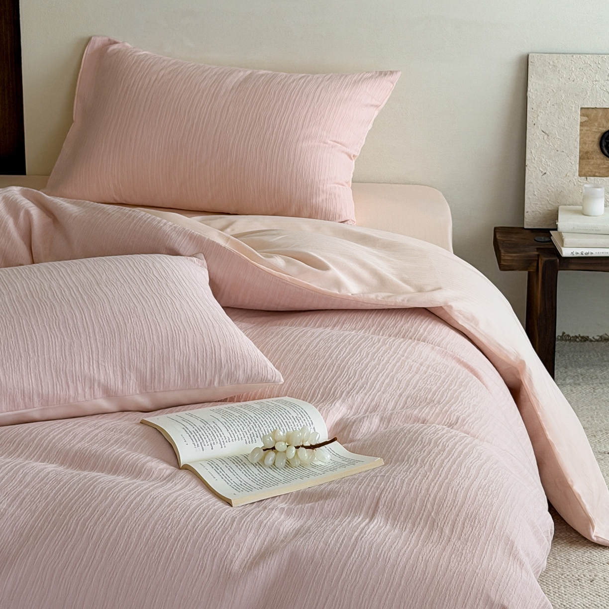 91家纺网 家纺一手货源 找家纺 静家居-简约原创家纺 2026新款奶油叱咤风60s全棉纯棉厚织提花四件套轻屿 轻屿-柔樱