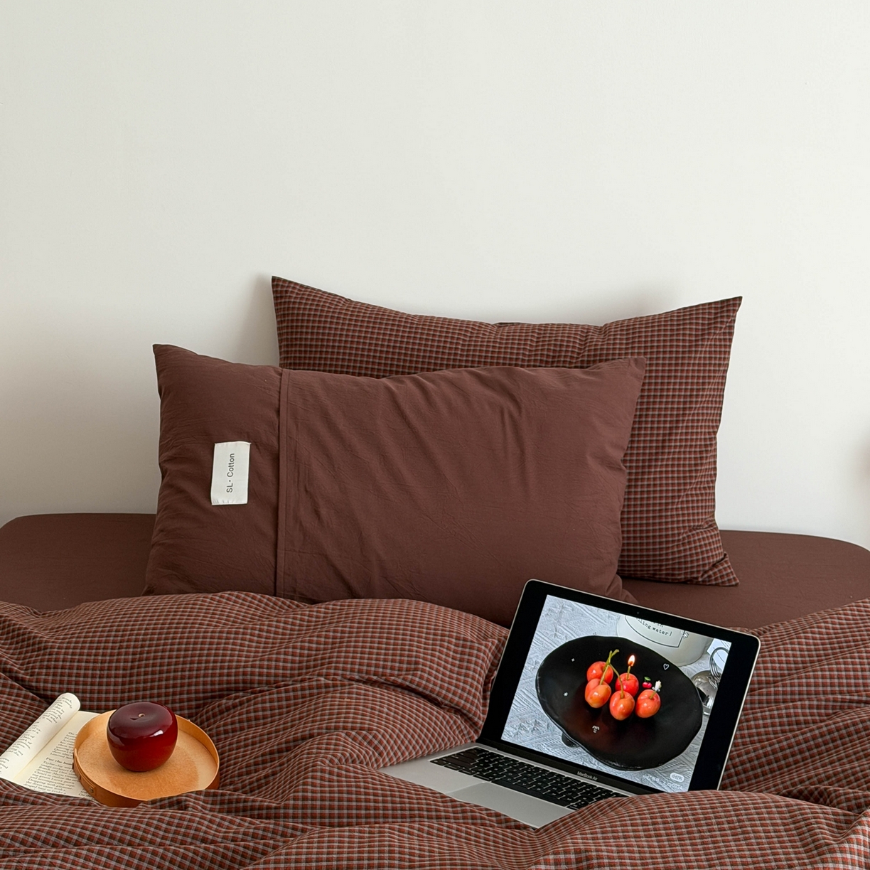 91家纺网 家纺一手货源 找家纺 十里居 2026新款lns博主风全棉纯棉色织水洗棉四件套 焦糖红格