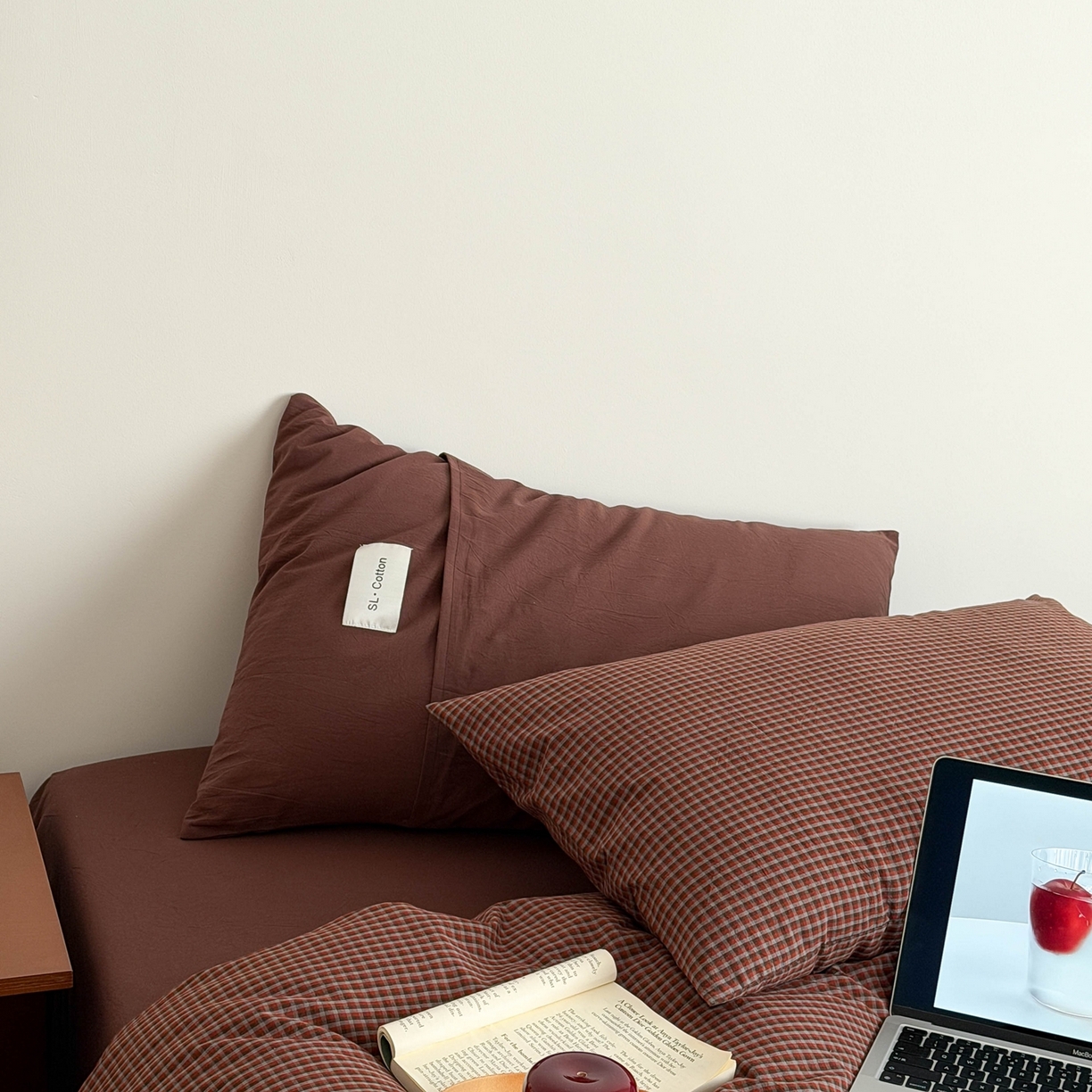 91家纺网 家纺一手货源 找家纺 十里居 2026新款lns博主风全棉纯棉色织水洗棉四件套 焦糖红格