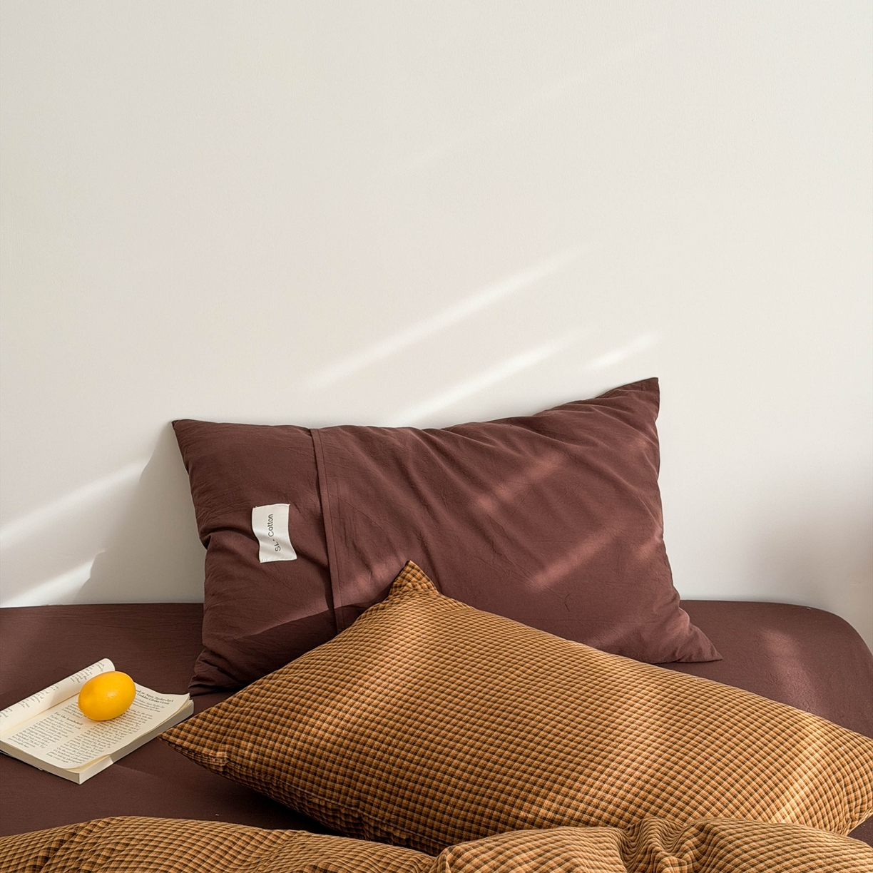 91家纺网 家纺一手货源 找家纺 十里居 2026新款lns博主风全棉纯棉色织水洗棉四件套 焦糖黄格