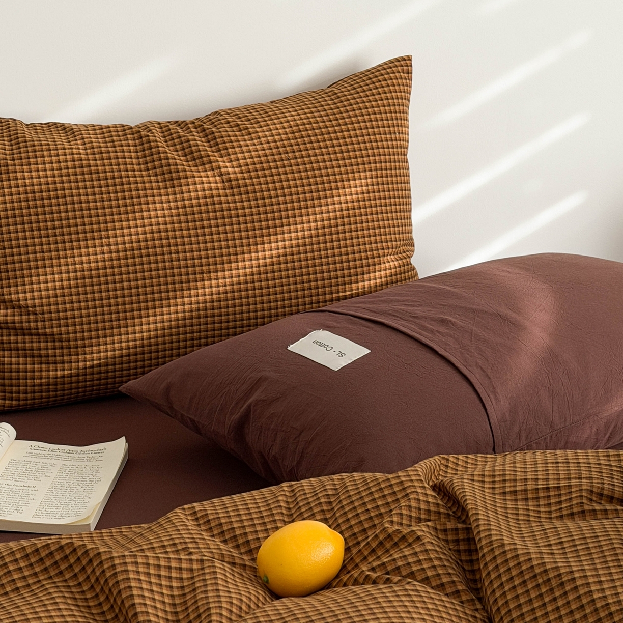 91家纺网 家纺一手货源 找家纺 十里居 2026新款lns博主风全棉纯棉色织水洗棉四件套 焦糖黄格