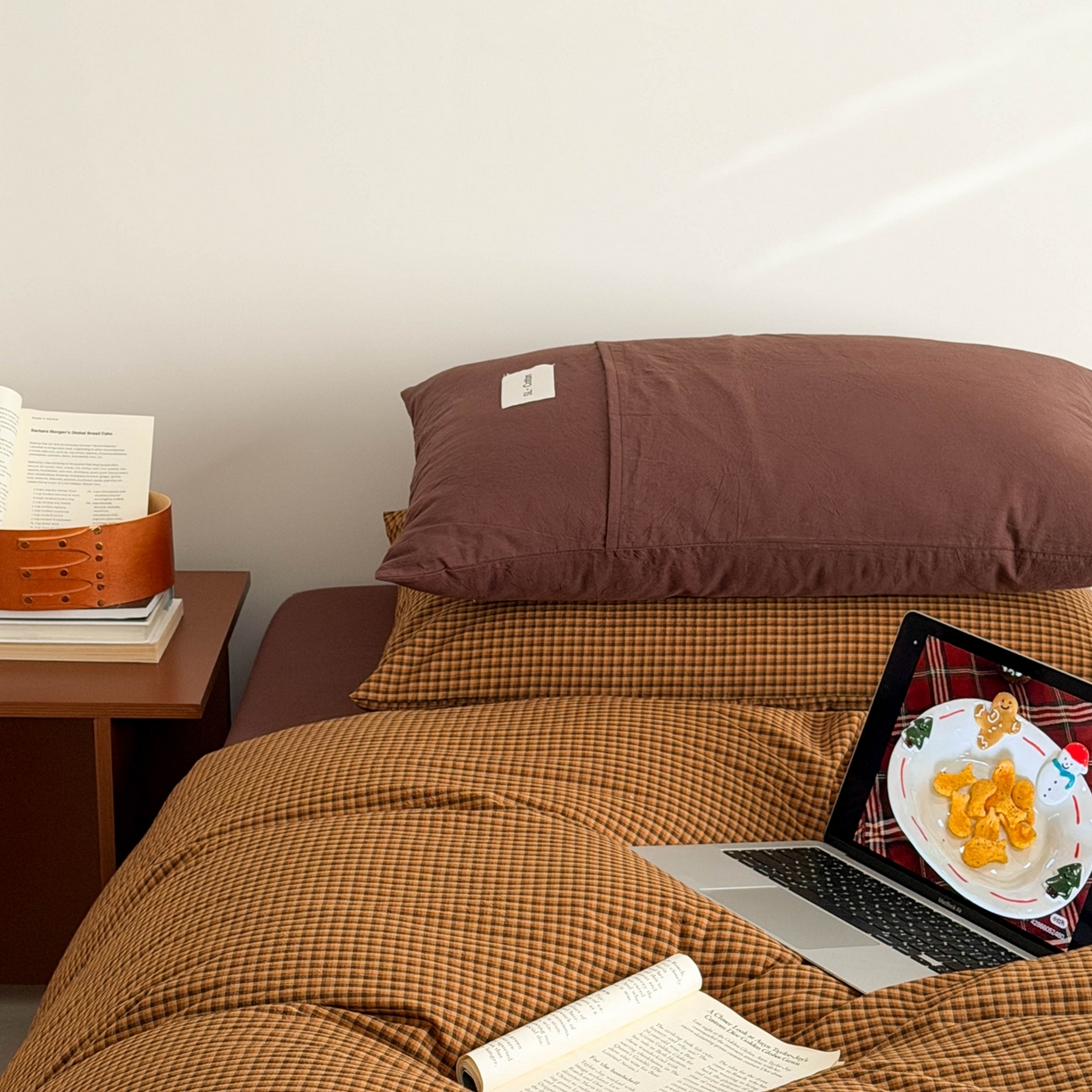 91家纺网 家纺一手货源 找家纺 十里居 2026新款lns博主风全棉纯棉色织水洗棉四件套 焦糖黄格