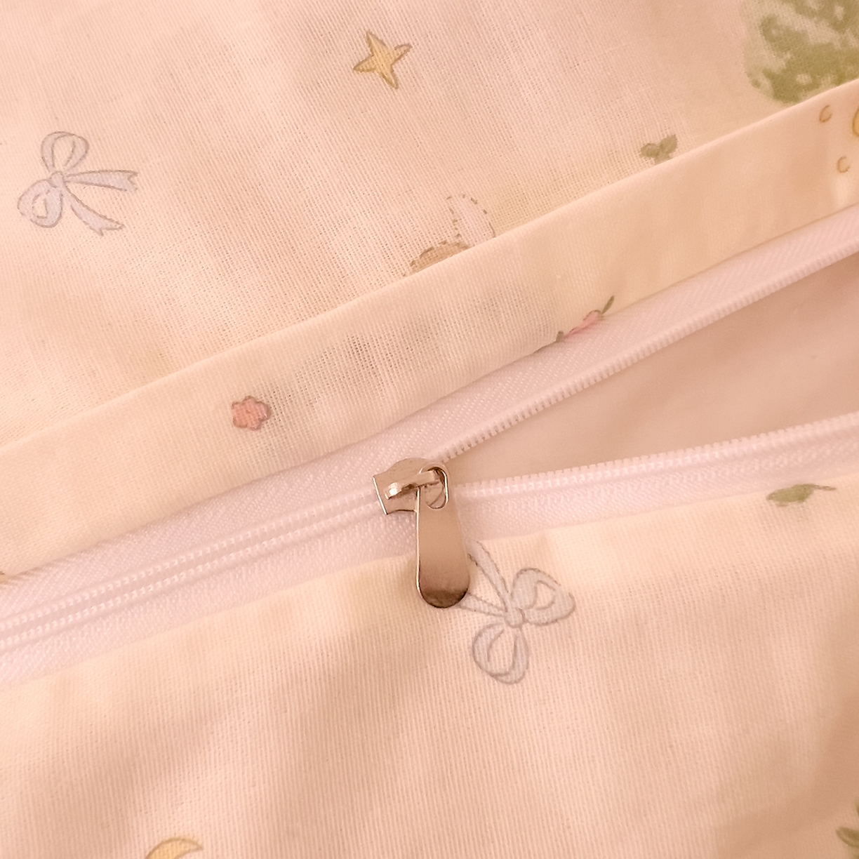 91家纺网 家纺一手货源 找家纺 DoDo 兜兜 2026新款全棉纯棉小温暖双层纱四件套【可定做尺寸】春日小狗