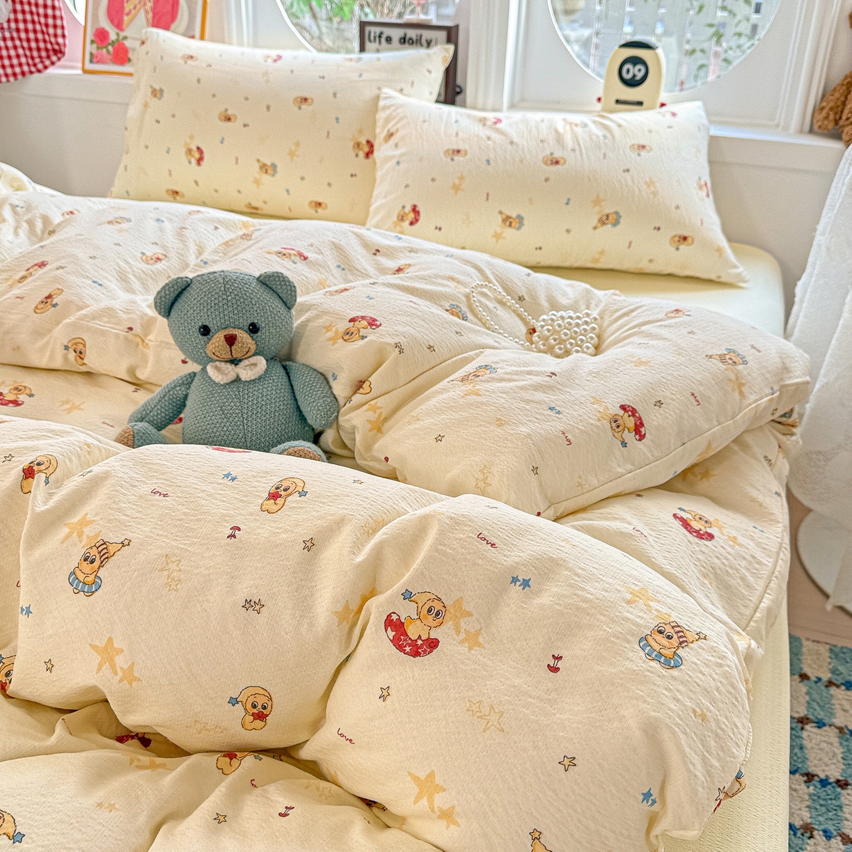 91家纺网 家纺一手货源 找家纺 朵朵家纺 2026新款云感木棉皱皱纱双层纱印花四件套 星星人