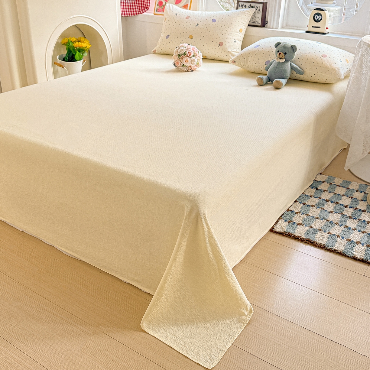 91家纺网 家纺一手货源 找家纺 朵朵家纺 2026新款云感木棉皱皱纱双层纱印花四件套 波点草莓