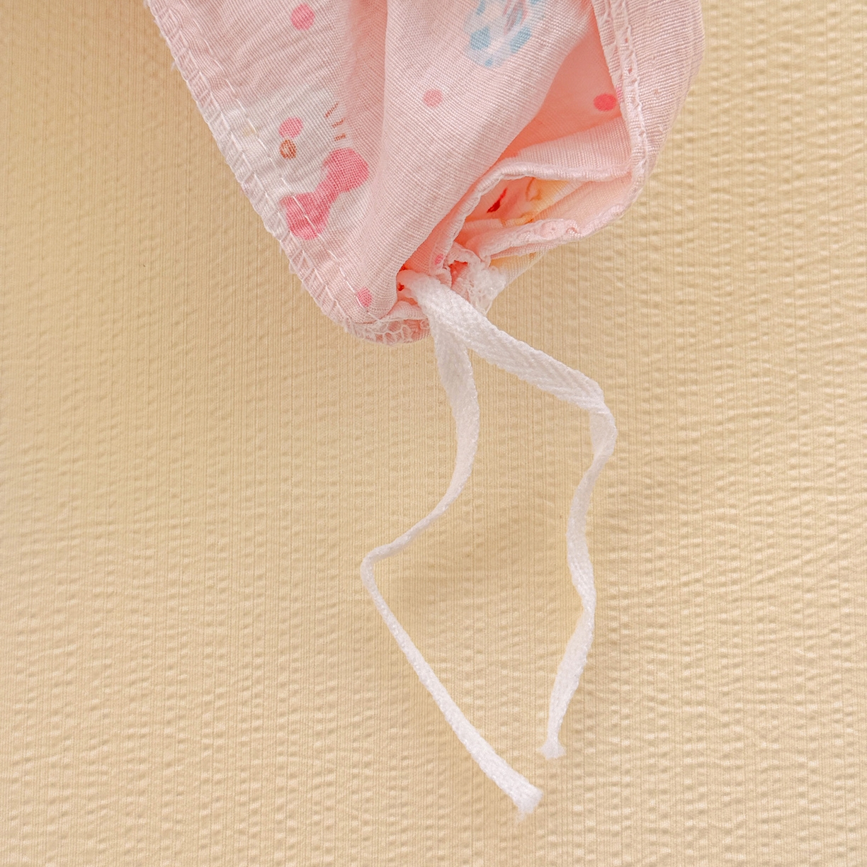 91家纺网 家纺一手货源 找家纺 朵朵家纺 2026新款云感木棉皱皱纱双层纱印花四件套 蛋糕喵