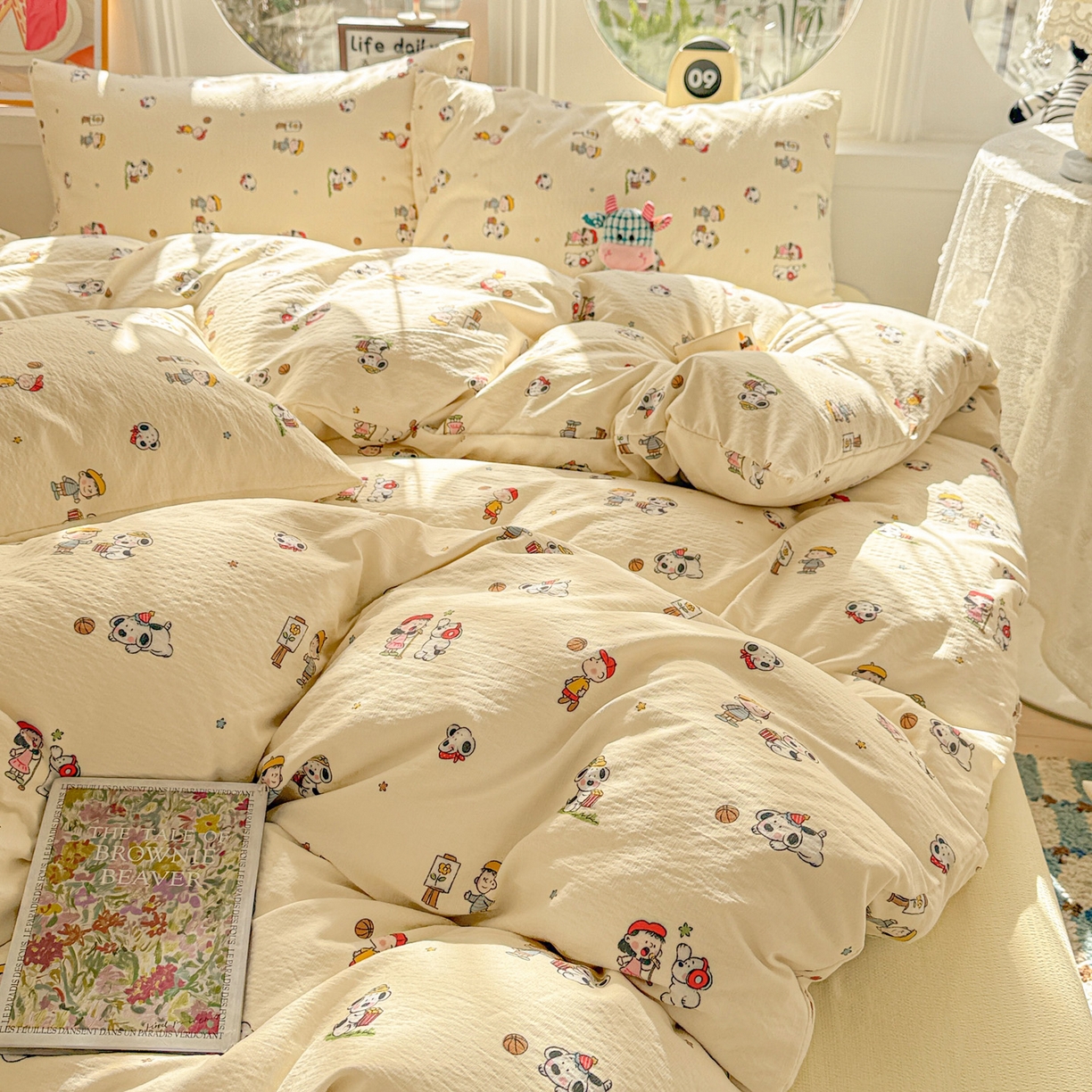 91家纺网 家纺一手货源 找家纺 朵朵家纺 2026新款云感木棉皱皱纱双层纱印花四件套 好朋友