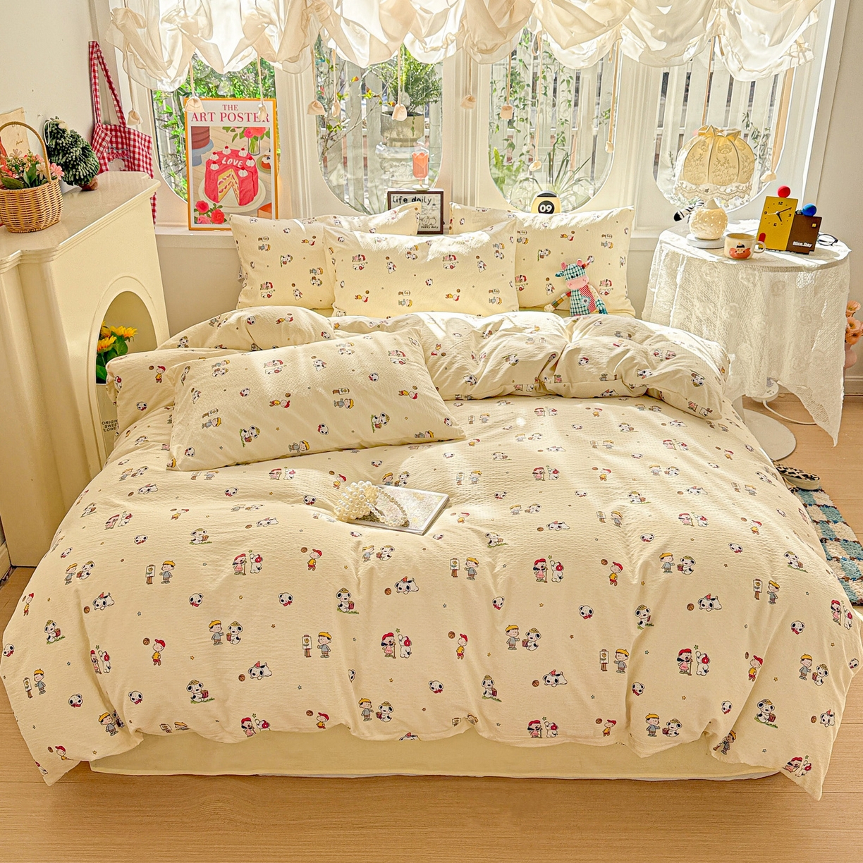 91家纺网 家纺一手货源 找家纺 朵朵家纺 2026新款云感木棉皱皱纱双层纱印花四件套 好朋友