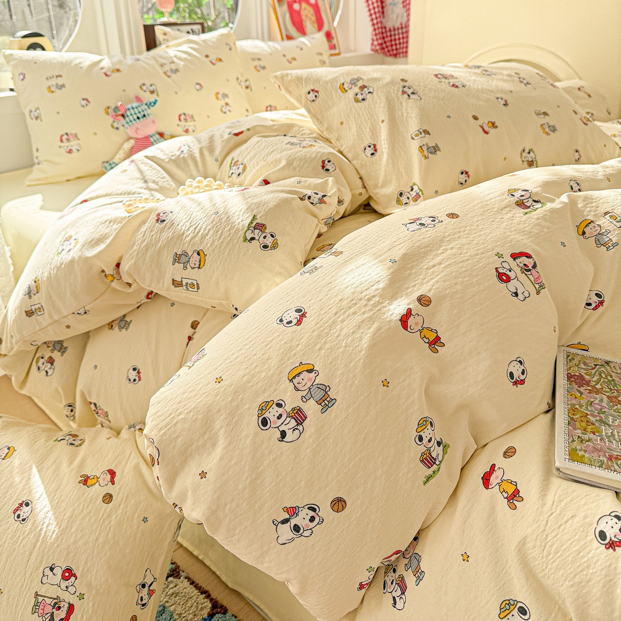 91家纺网 家纺一手货源 找家纺 朵朵家纺 2026新款云感木棉皱皱纱双层纱印花四件套 好朋友