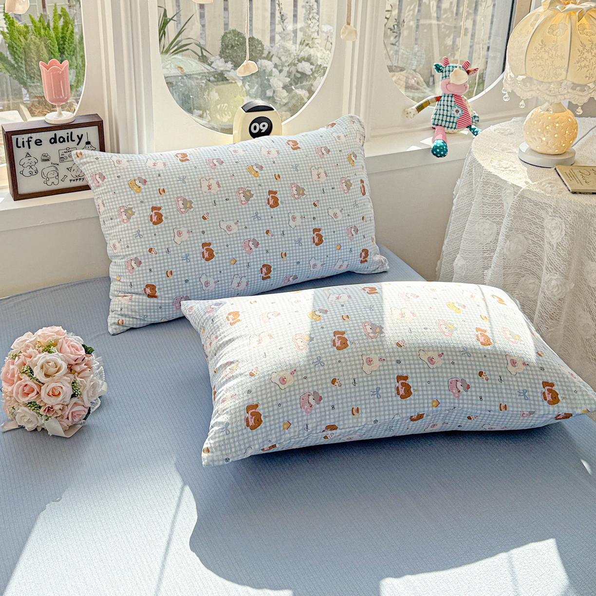 91家纺网 家纺一手货源 找家纺 朵朵家纺 2026新款云感木棉皱皱纱双层纱印花四件套 萌宠派对