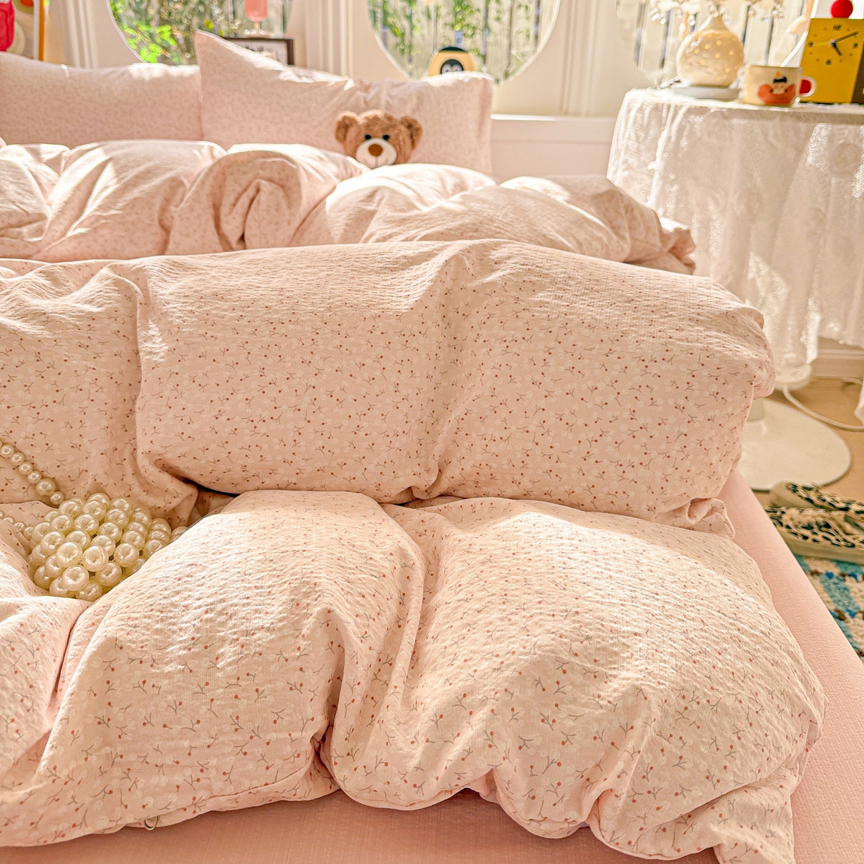 91家纺网 家纺一手货源 找家纺 朵朵家纺 2026新款云感木棉皱皱纱双层纱印花四件套 甜茶