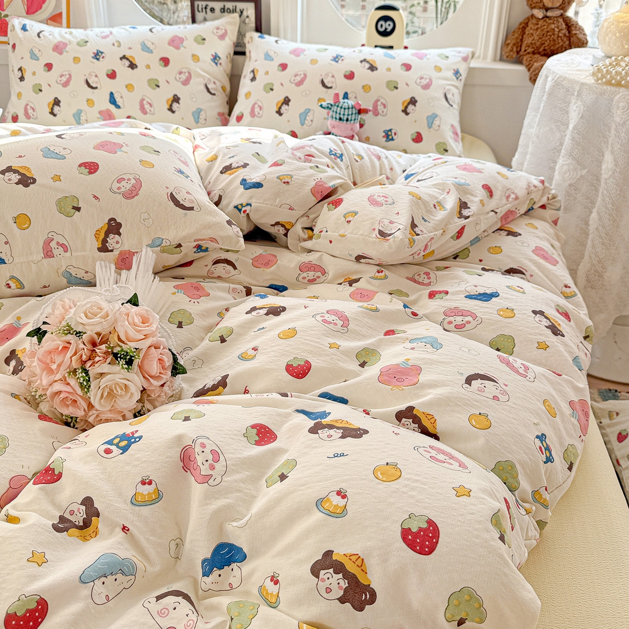 91家纺网 家纺一手货源 找家纺 朵朵家纺 2026新款云感木棉皱皱纱双层纱印花四件套 小新e族