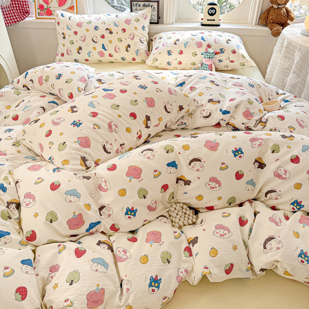 91家纺网 家纺一手货源 找家纺 朵朵家纺 2026新款云感木棉皱皱纱双层纱印花四件套 小新e族