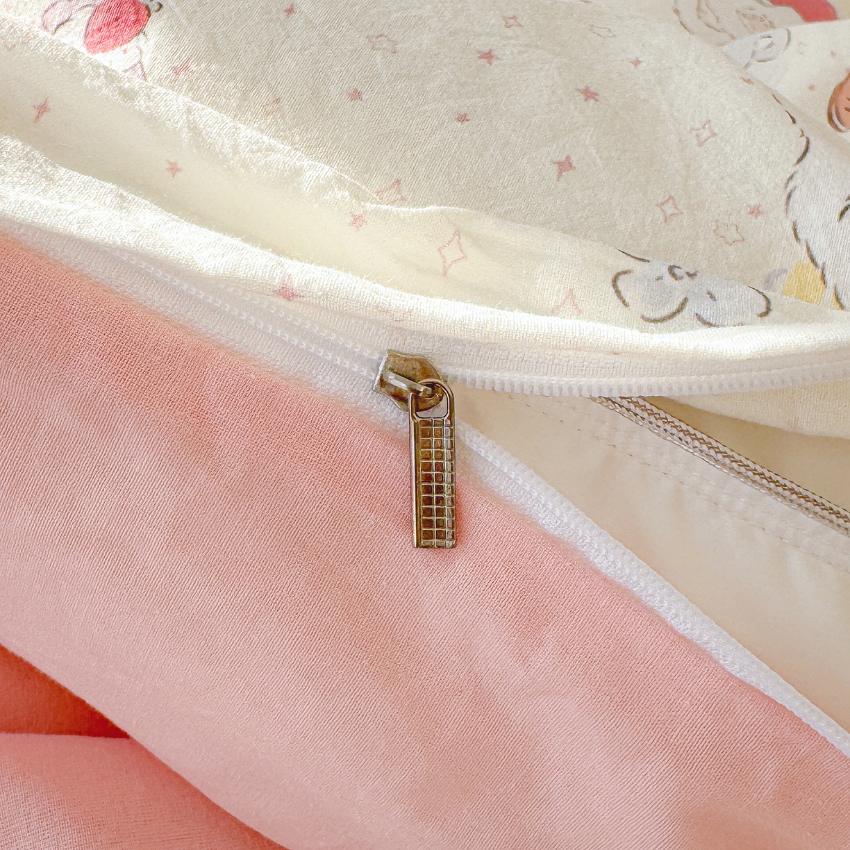 91家纺网 家纺一手货源 找家纺 颜选 2026新款仿棉105克加厚水洗棉四件套-有买家秀 甜心猫