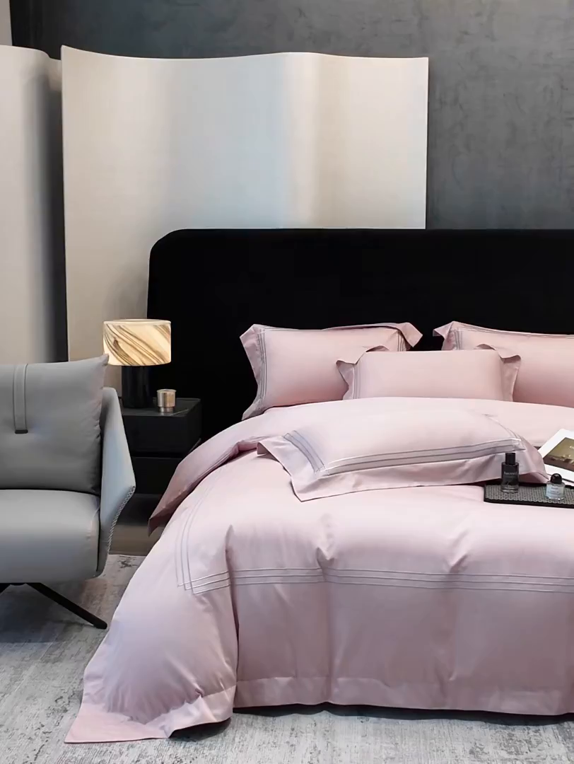 91家纺网 家纺一手货源 找家纺 星蕴家纺 2026新款100s贡缎长绒棉四件套-简爱 简爱-可可粉