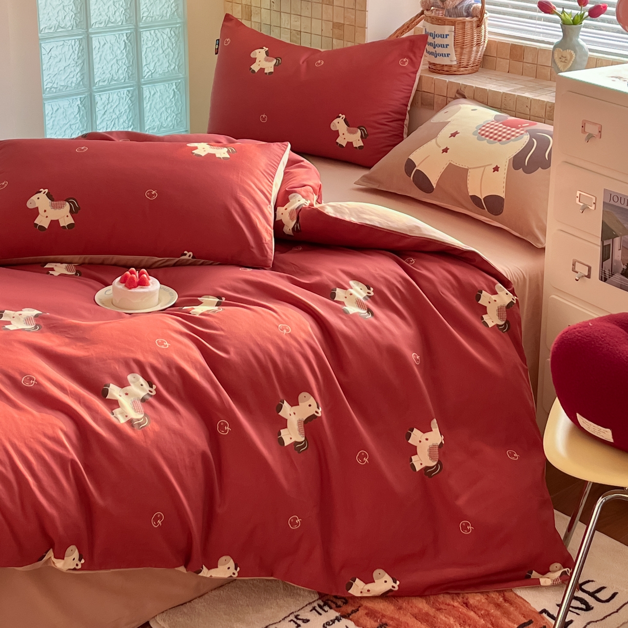 91家纺网 家纺一手货源 找家纺 （总）RYB红黄兰 2026新款新年小马ins风全棉纯棉四件套三件套