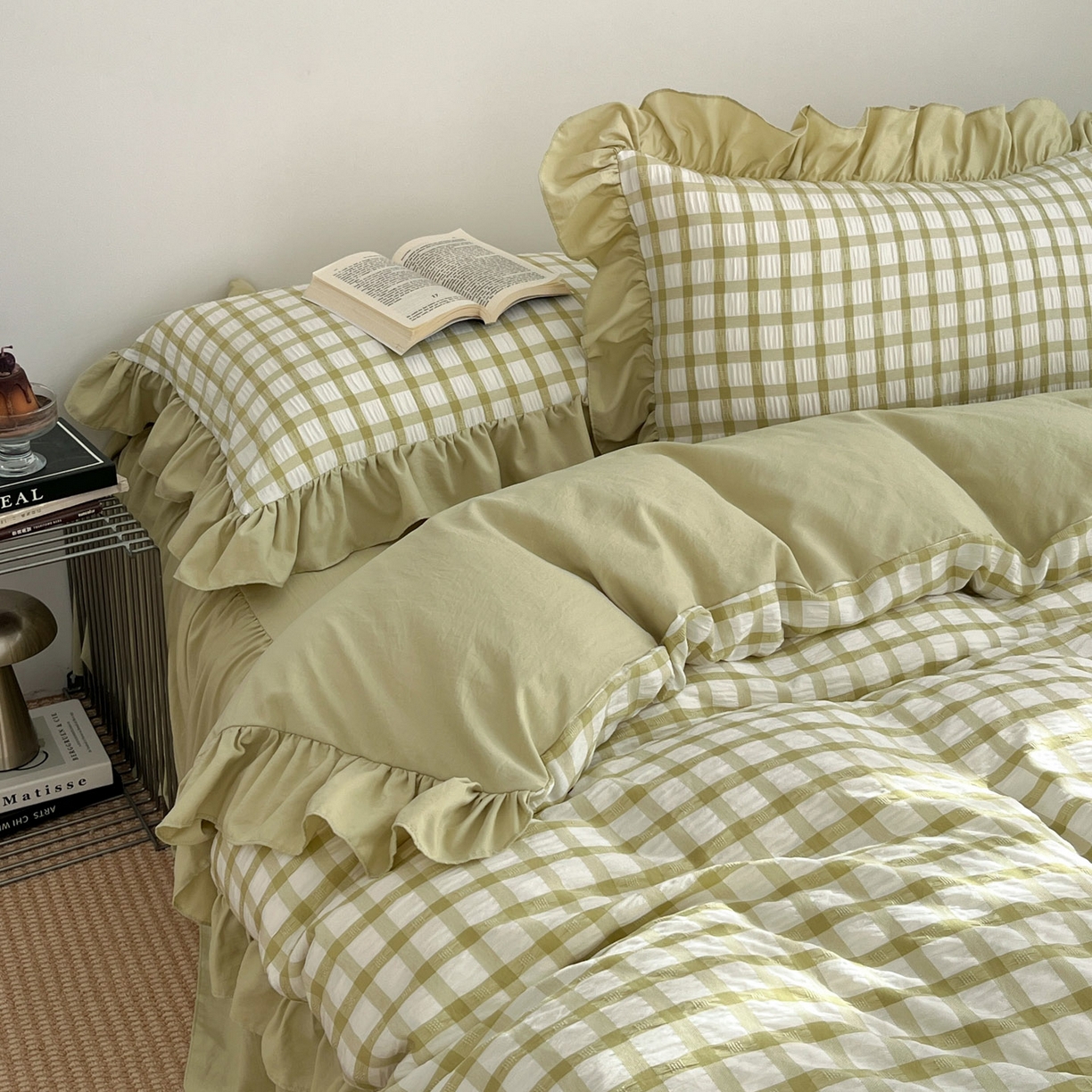 91家纺网 家纺一手货源 找家纺 乐卧家居 2026新款韩系千禧梦核复古回潮少女感格纹褶皱款荷叶边四件套 千禧-复古绿