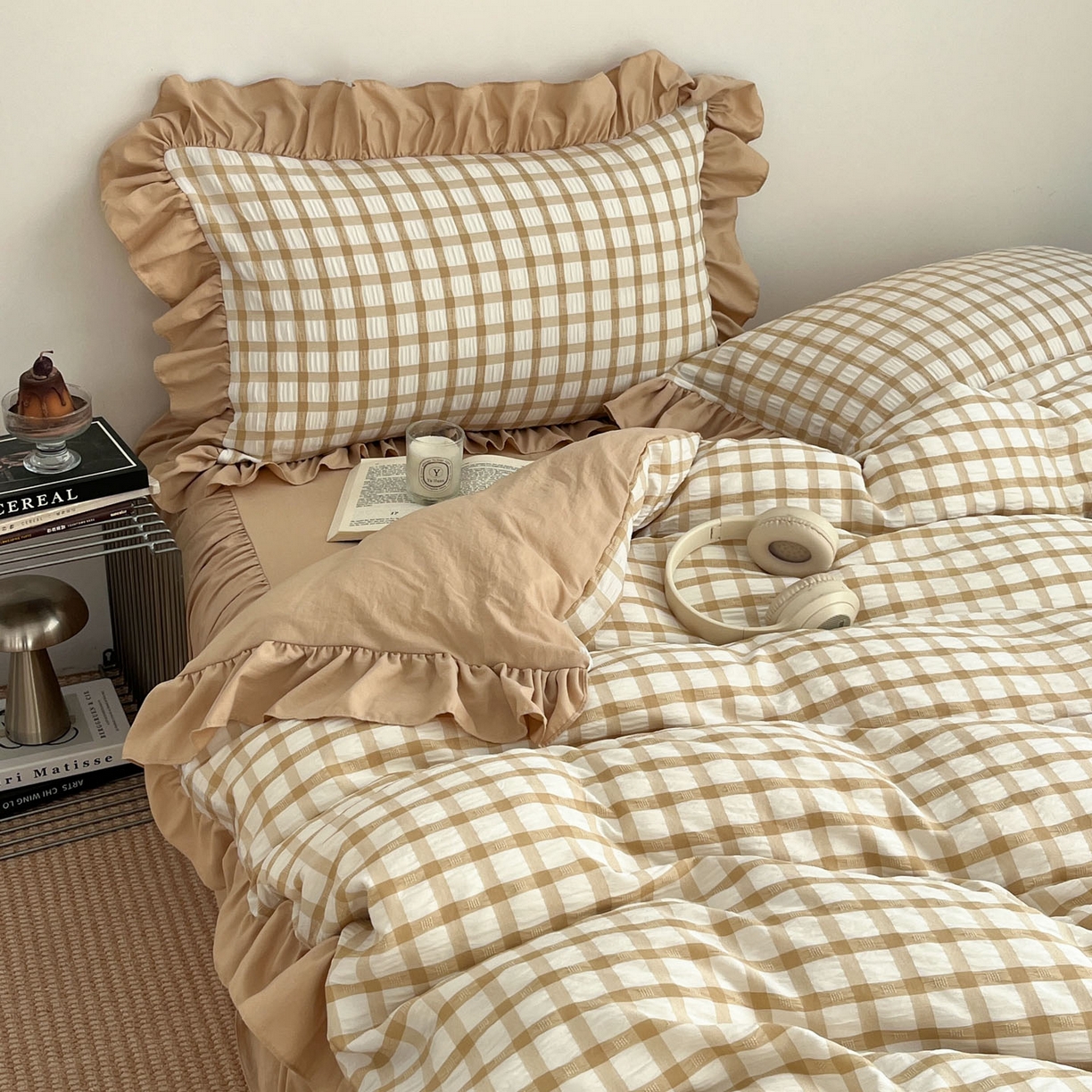 91家纺网 家纺一手货源 找家纺 乐卧家居 2026新款韩系千禧梦核复古回潮少女感格纹褶皱款荷叶边四件套 千禧-摩卡咖