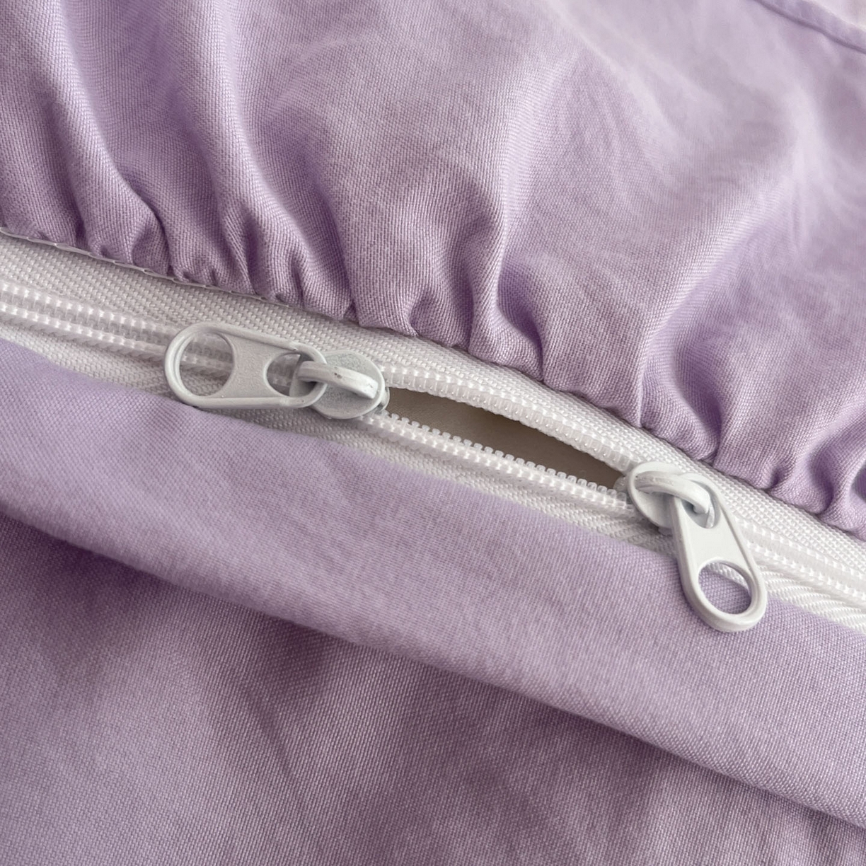 91家纺网 家纺一手货源 找家纺 乐卧家居 2026新款韩系千禧梦核复古回潮少女感格纹褶皱款荷叶边四件套 千禧-芋泥紫