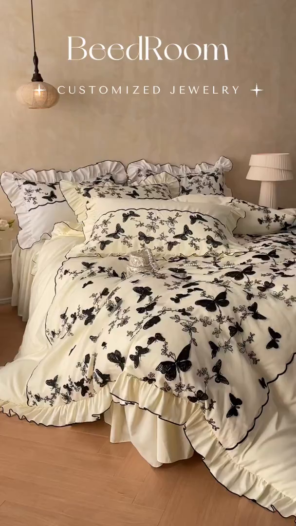 91家纺网 家纺一手货源 找家纺 乐卧家居 2026新款130克磨毛法式宫廷感浪漫精致刺绣丝黑蝴蝶荷边四件套-蝶梦 蝶梦-黄