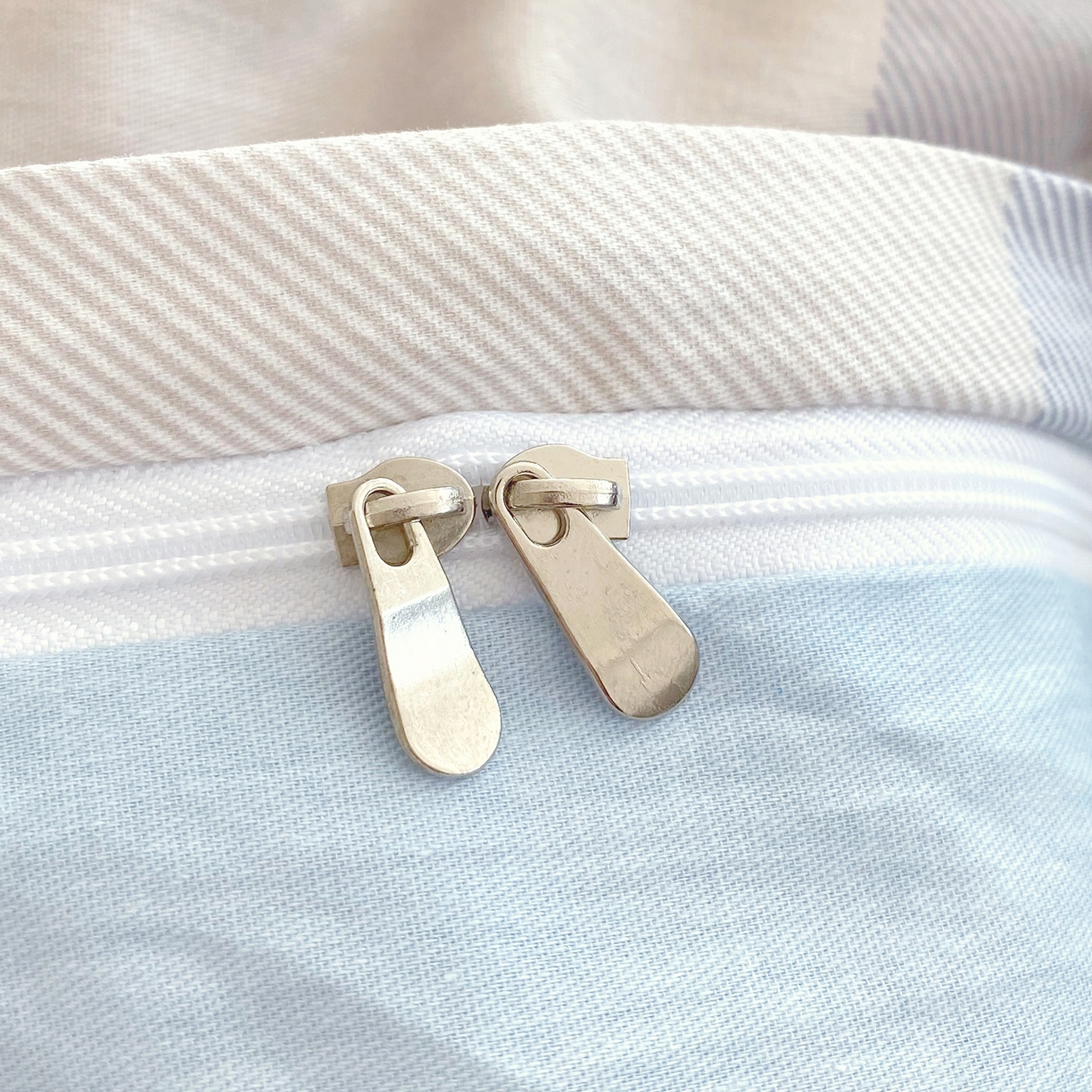 91家纺网 家纺一手货源 找家纺 金丝兔 2026新款ins新疆全棉印花小清新纯棉单被套（提供买家秀和质检报告） 格韵-灰