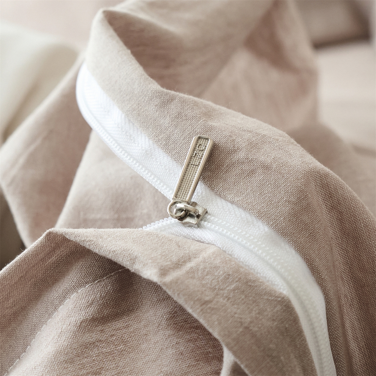 91家纺网 家纺一手货源 找家纺 兰紫橙家纺 2026新款A类色织纯色全棉水洗棉四件套 全棉水洗棉-卡其