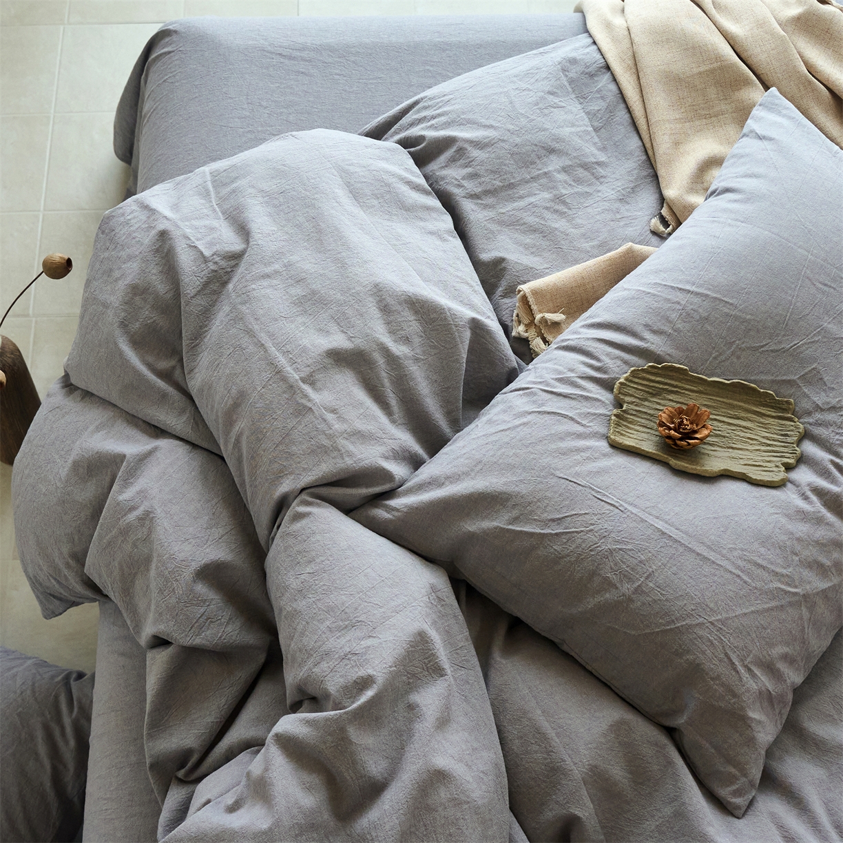 91家纺网 家纺一手货源 找家纺 兰紫橙家纺 2026新款A类色织纯色全棉水洗棉四件套 全棉水洗棉-浅灰