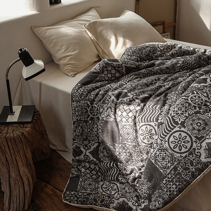 91家纺网 家纺一手货源 找家纺 （总）松色家居 2026新款棉麻超柔被芯-锦纹叠序