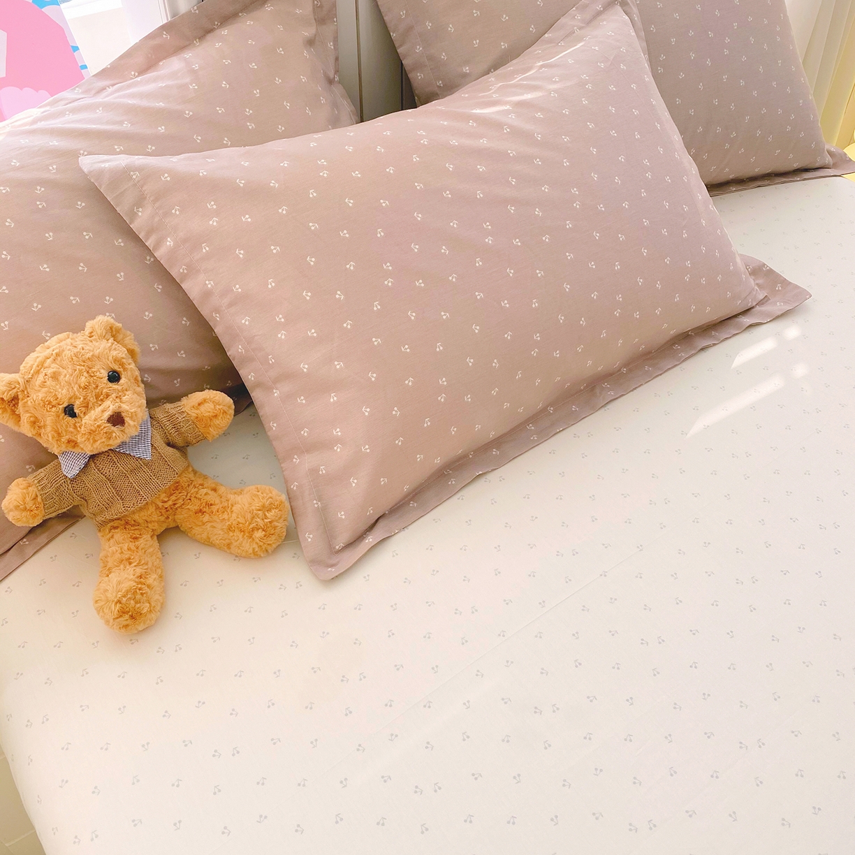 91家纺网 家纺一手货源 找家纺 金丝兔 2026新款ins新疆全棉印花小清新纯棉单被套（提供买家秀和质检报告） 樱桃-粉