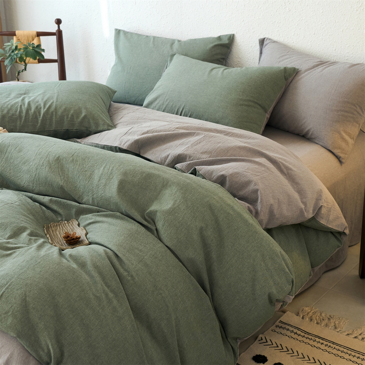 91家纺网 家纺一手货源 找家纺 兰紫橙家纺 2026新款A类色织纯色全棉水洗棉四件套 全棉水洗棉-松绿+浅灰