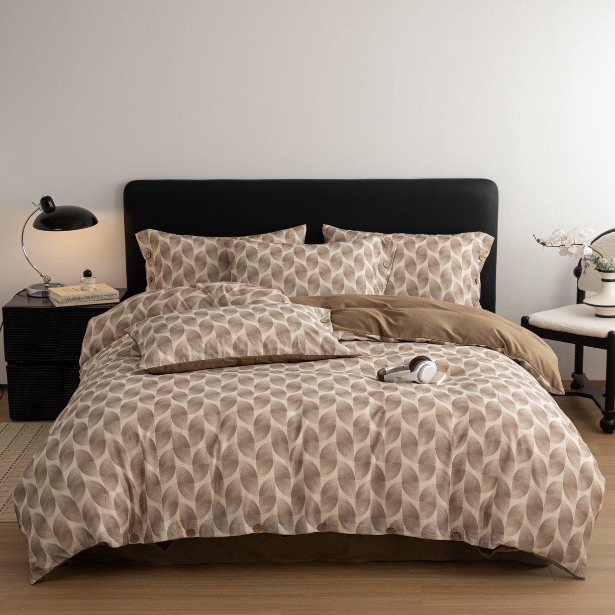 91家纺网 家纺一手货源 找家纺 简宜家居（朝初家纺） 2026新款亲肤舒适印花棉麻四件套 焦糖菱纹