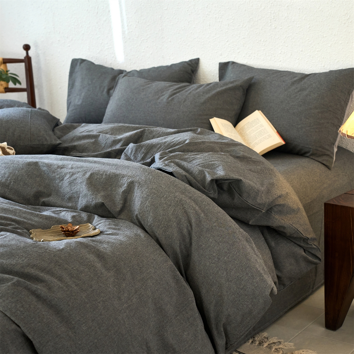 91家纺网 家纺一手货源 找家纺 兰紫橙家纺 2026新款A类色织纯色全棉水洗棉四件套 全棉水洗棉-月岩黑