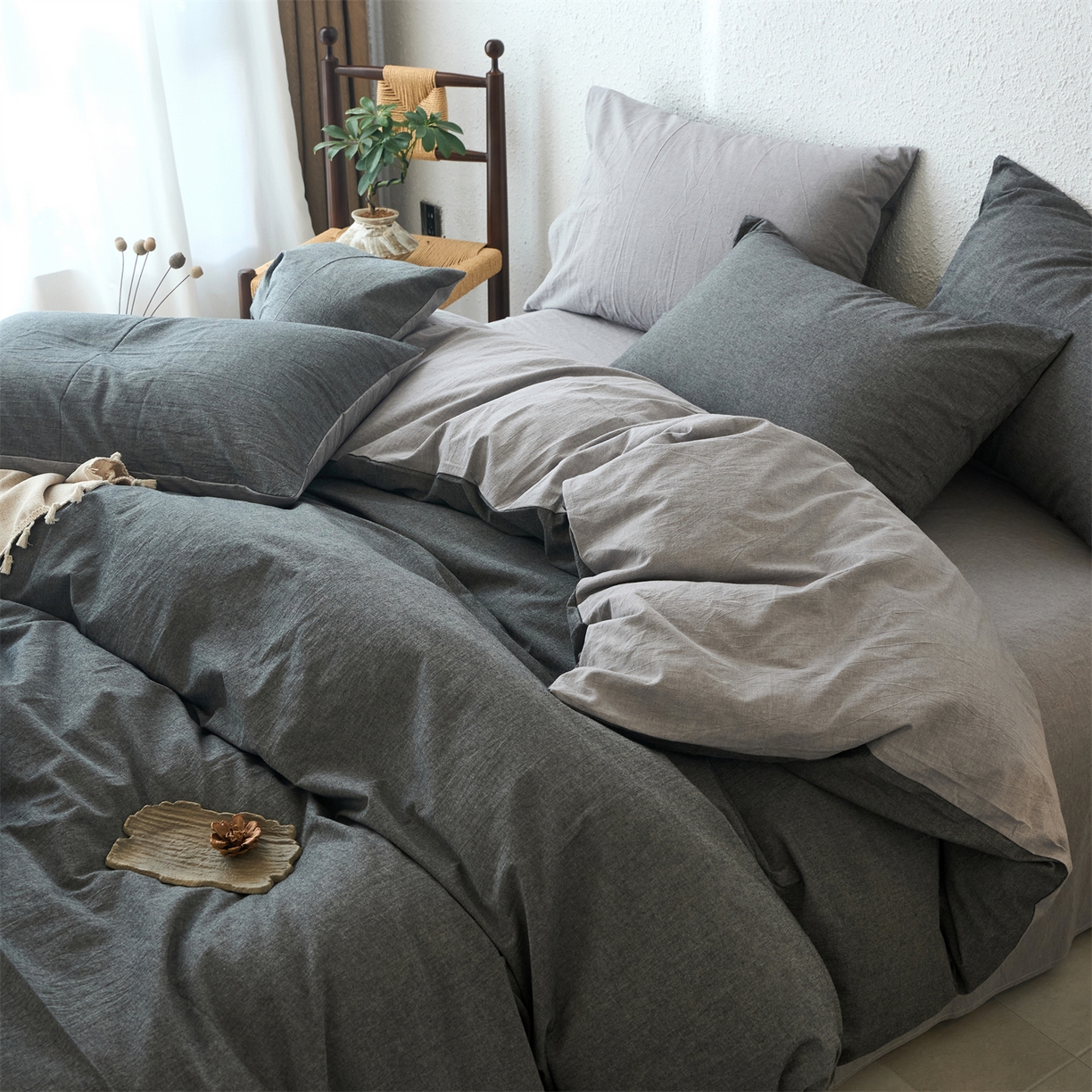 91家纺网 家纺一手货源 找家纺 兰紫橙家纺 2026新款A类色织纯色全棉水洗棉四件套 全棉水洗棉-月岩黑+浅灰