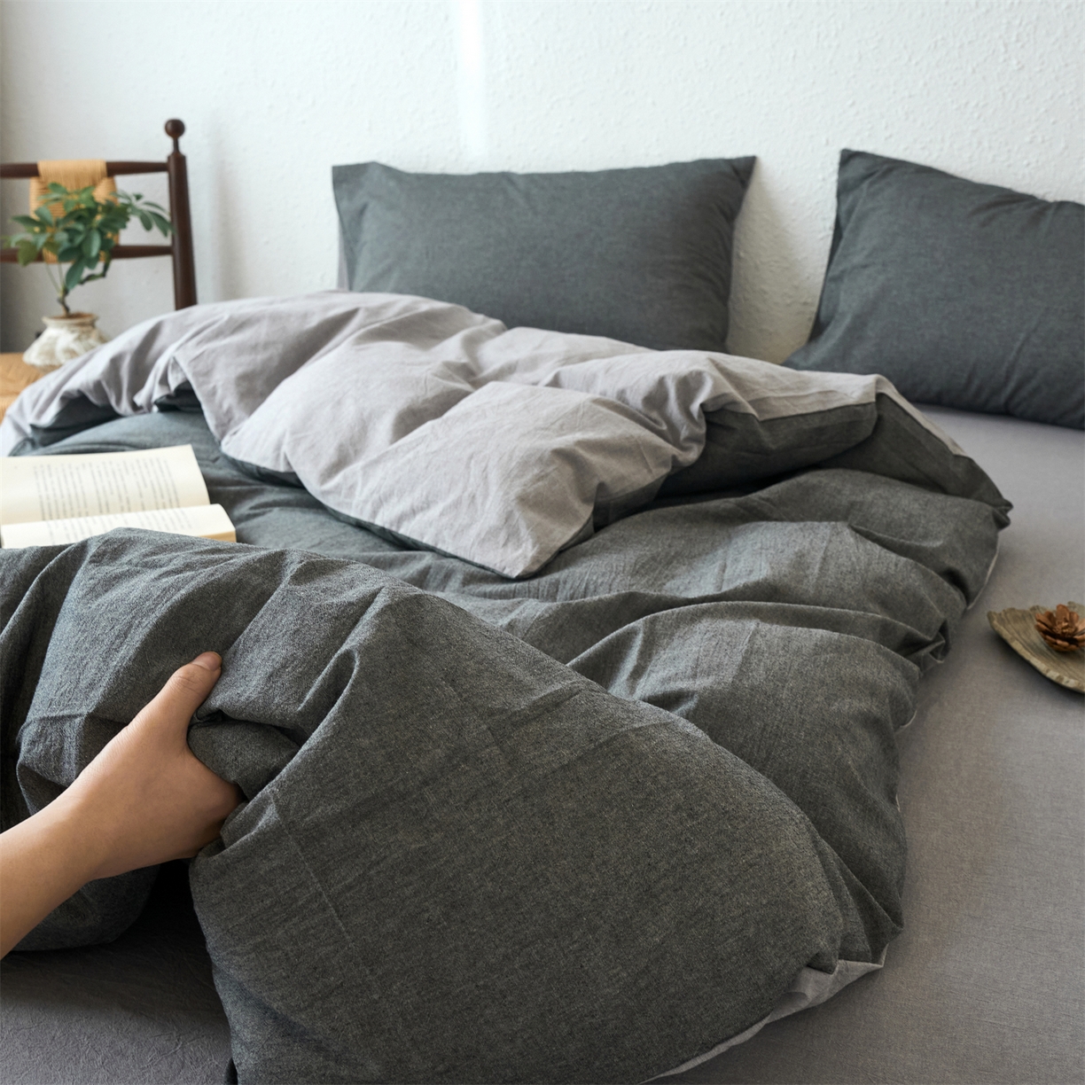 91家纺网 家纺一手货源 找家纺 兰紫橙家纺 2026新款A类色织纯色全棉水洗棉四件套 全棉水洗棉-月岩黑+浅灰