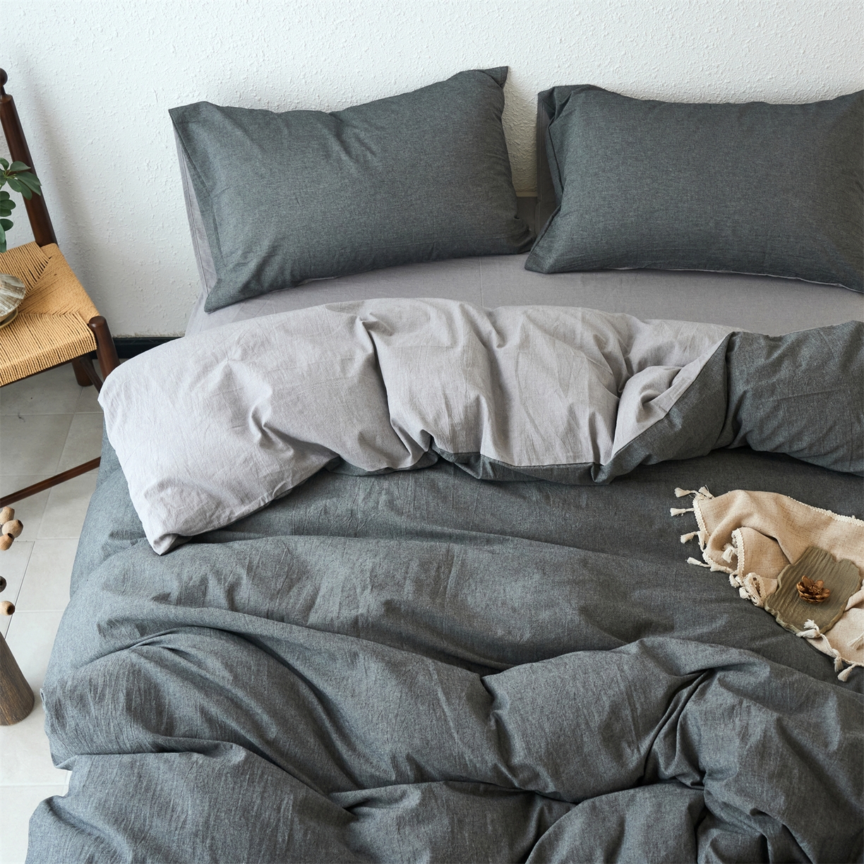 91家纺网 家纺一手货源 找家纺 兰紫橙家纺 2026新款A类色织纯色全棉水洗棉四件套 全棉水洗棉-月岩黑+浅灰