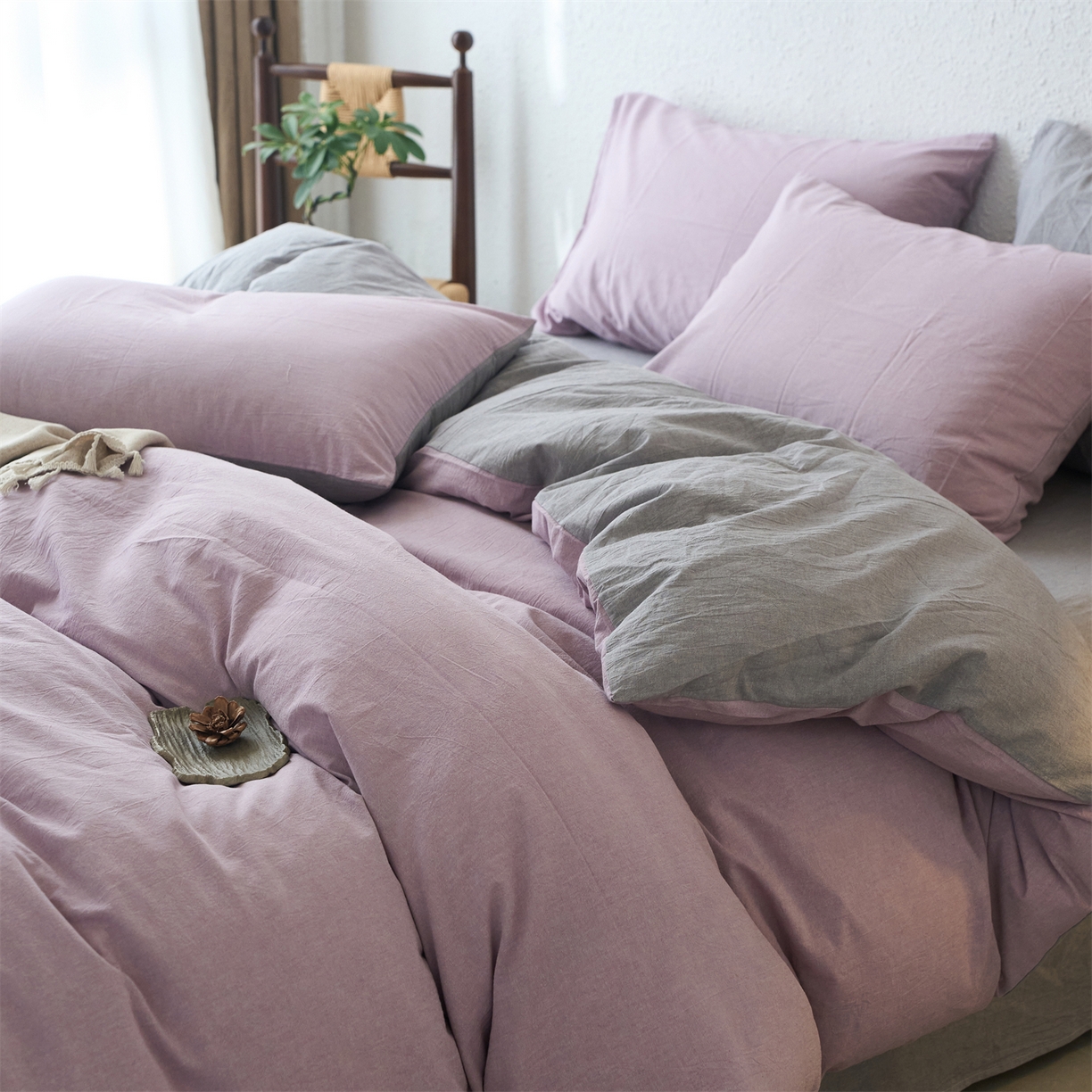 91家纺网 家纺一手货源 找家纺 兰紫橙家纺 2026新款A类色织纯色全棉水洗棉四件套 全棉水洗棉-紫红+浅灰