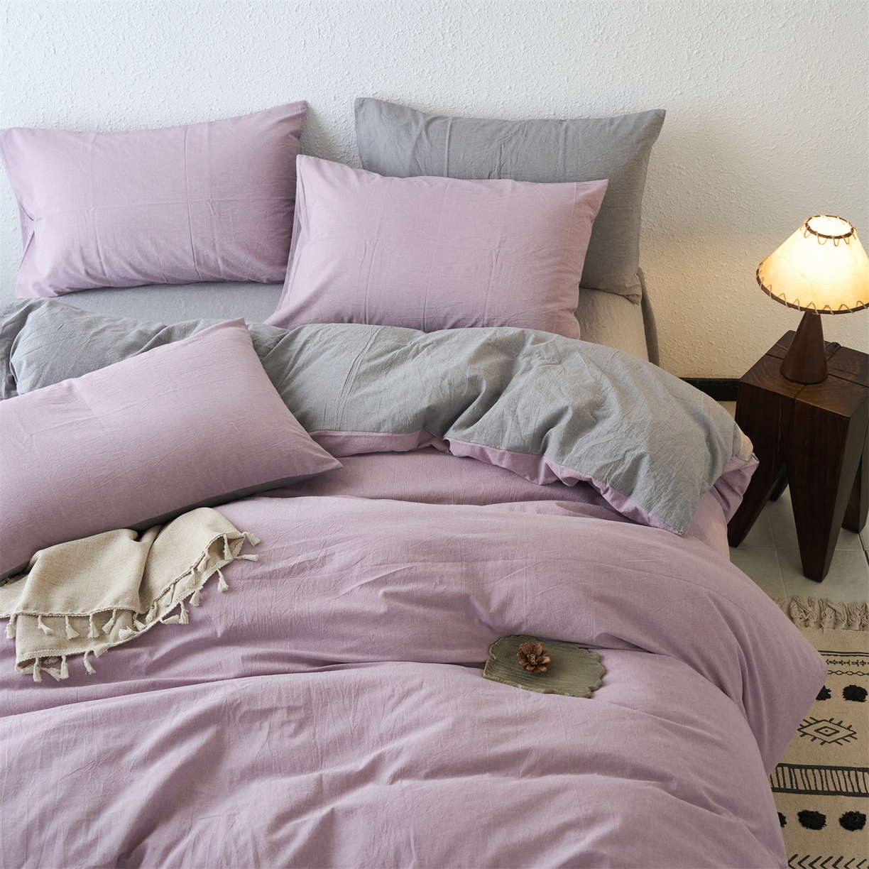 91家纺网 家纺一手货源 找家纺 兰紫橙家纺 2026新款A类色织纯色全棉水洗棉四件套 全棉水洗棉-紫红+浅灰